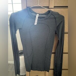 Lululemon swifty long sleeve